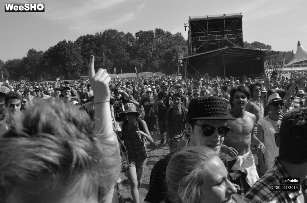 35/42 photos du spectacle Ambiance Festival de Dour 2014 Jour 2