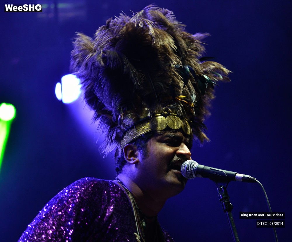 14/28 photos du spectacle King Khan and The Shrines