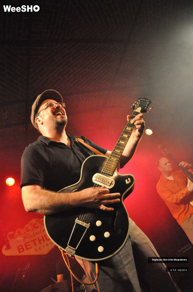 21/41 photos du spectacle Doghouse Sam & his Magnatones