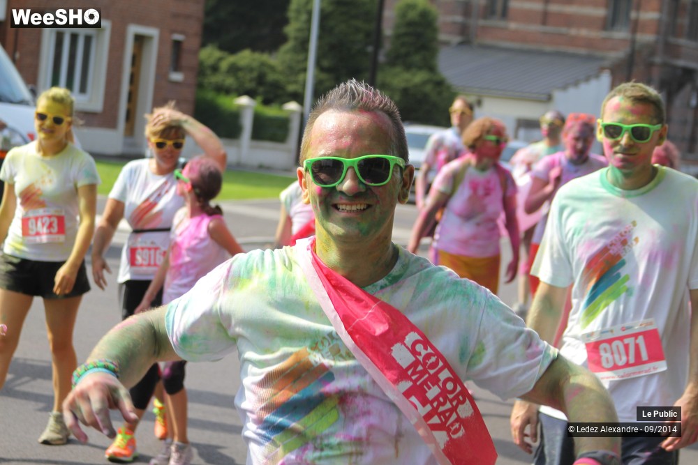 38/50 photos du spectacle Color Me Rad - Arrivée toute bariolée