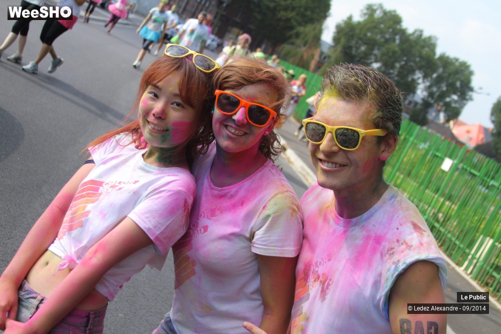 47/50 photos du spectacle Color Me Rad - Arrivée toute bariolée