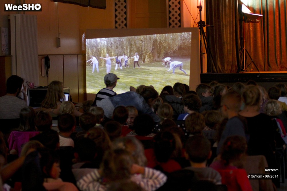 43/48 photos du spectacle Danse ton environnement