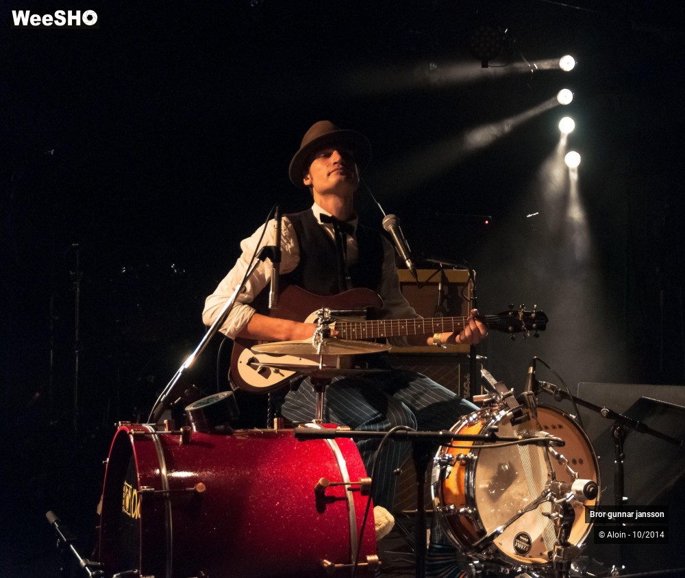 16/17 photos du spectacle Bror gunnar jansson
