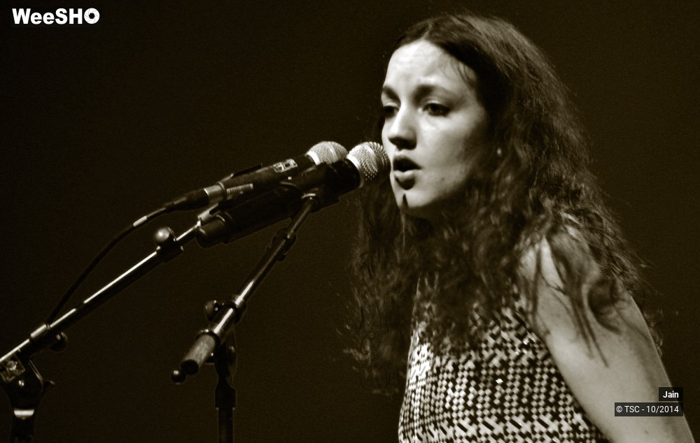 5/15 photos du spectacle Jain