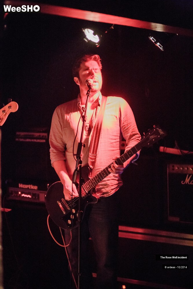 1/19 photos du spectacle The Rose Well incident