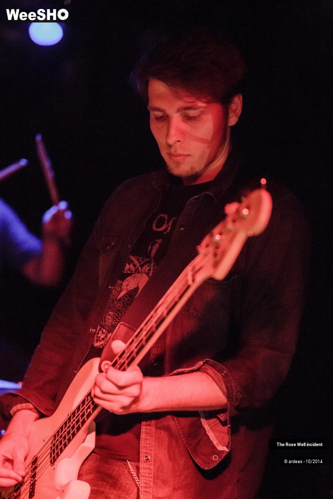 11/19 photos du spectacle The Rose Well incident