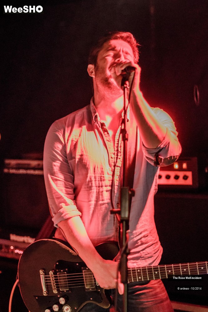 13/19 photos du spectacle The Rose Well incident