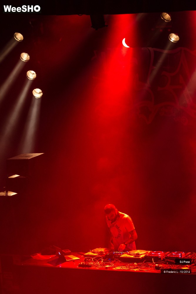 8/30 photos du spectacle DJ Pone