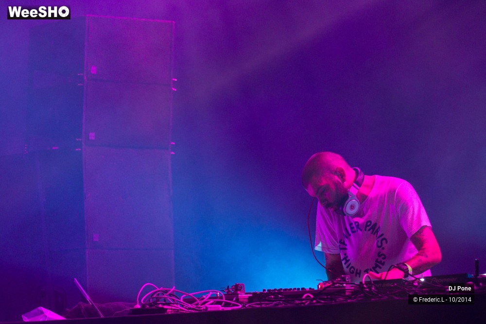 16/30 photos du spectacle DJ Pone