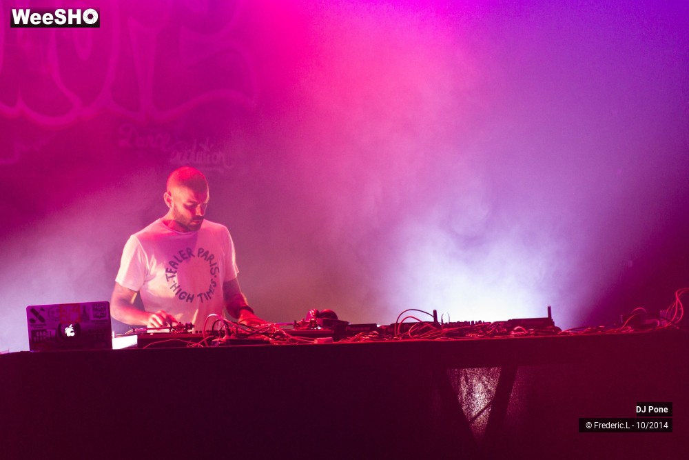 19/30 photos du spectacle DJ Pone