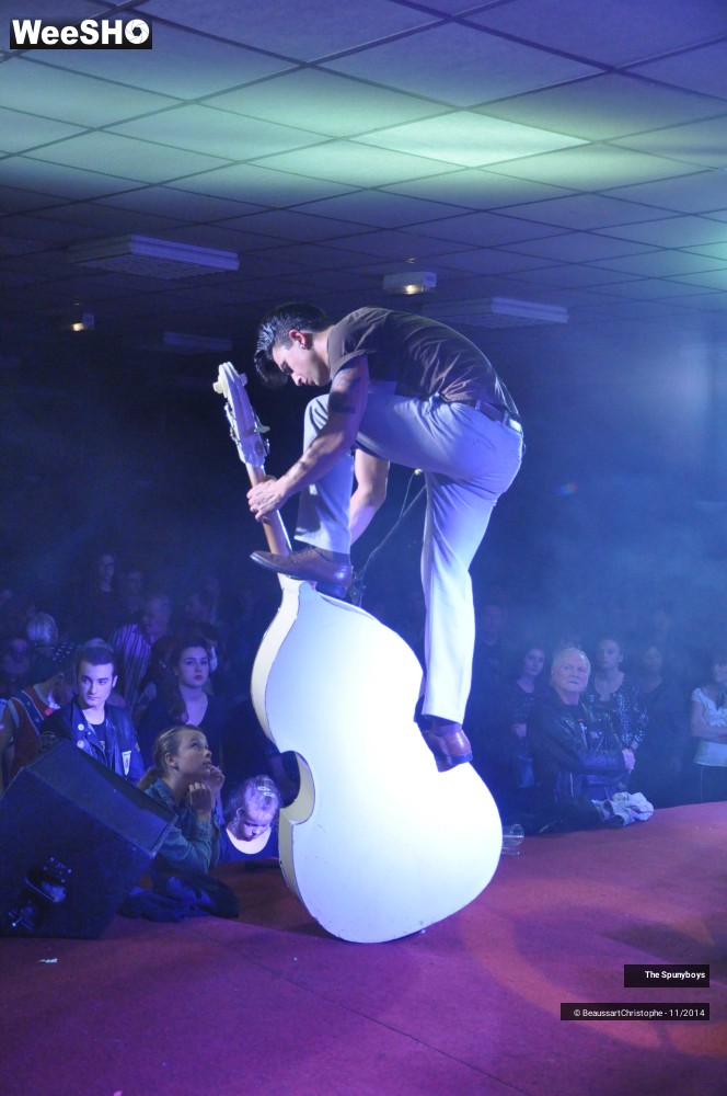 18/45 photos du spectacle The Spunyboys