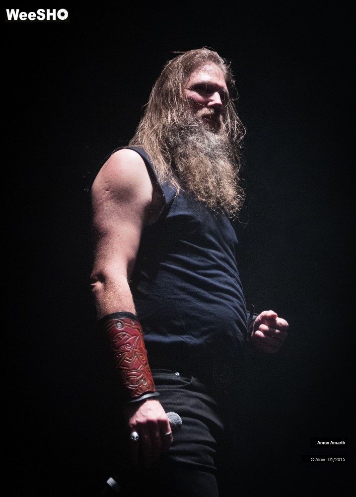 14/15 photos du spectacle Amon amarth