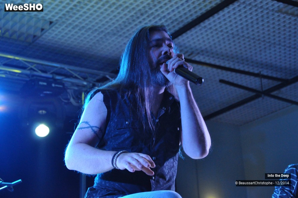 24/35 photos du spectacle Into the Deep