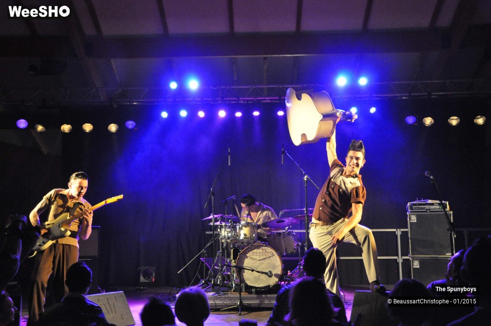 20/40 photos du spectacle The Spunyboys