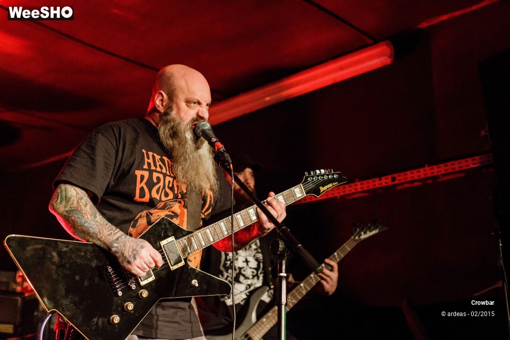 2/34 photos du spectacle Crowbar