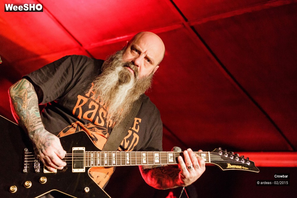 16/34 photos du spectacle Crowbar