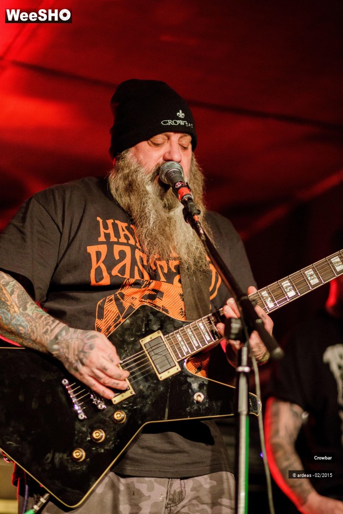 17/34 photos du spectacle Crowbar