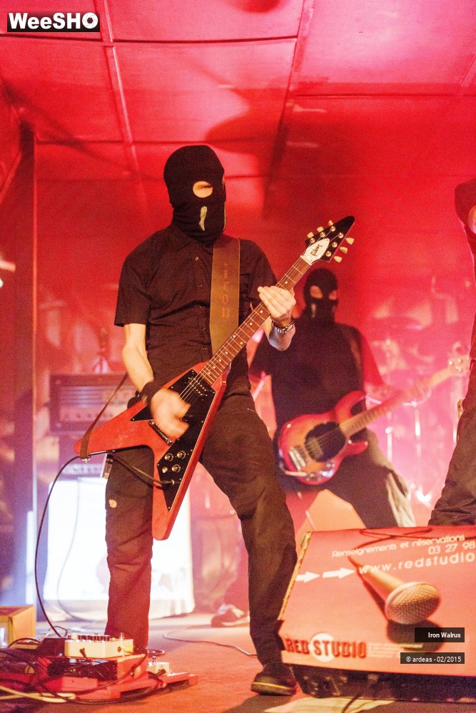 6/24 photos du spectacle Iron Walrus