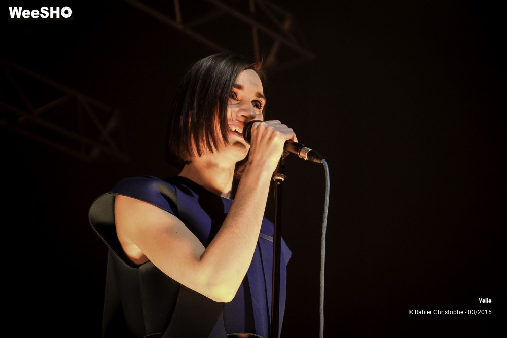41/51 photos du spectacle Yelle