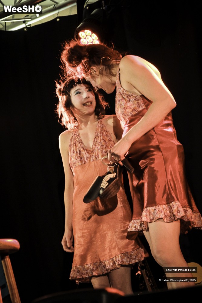 19/44 photos du spectacle Les P'tits Pots de Fleurs