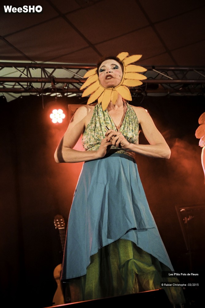 21/44 photos du spectacle Les P'tits Pots de Fleurs