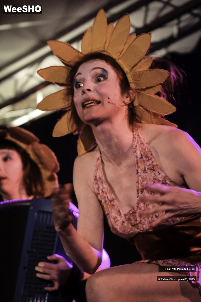 23/44 photos du spectacle Les P'tits Pots de Fleurs