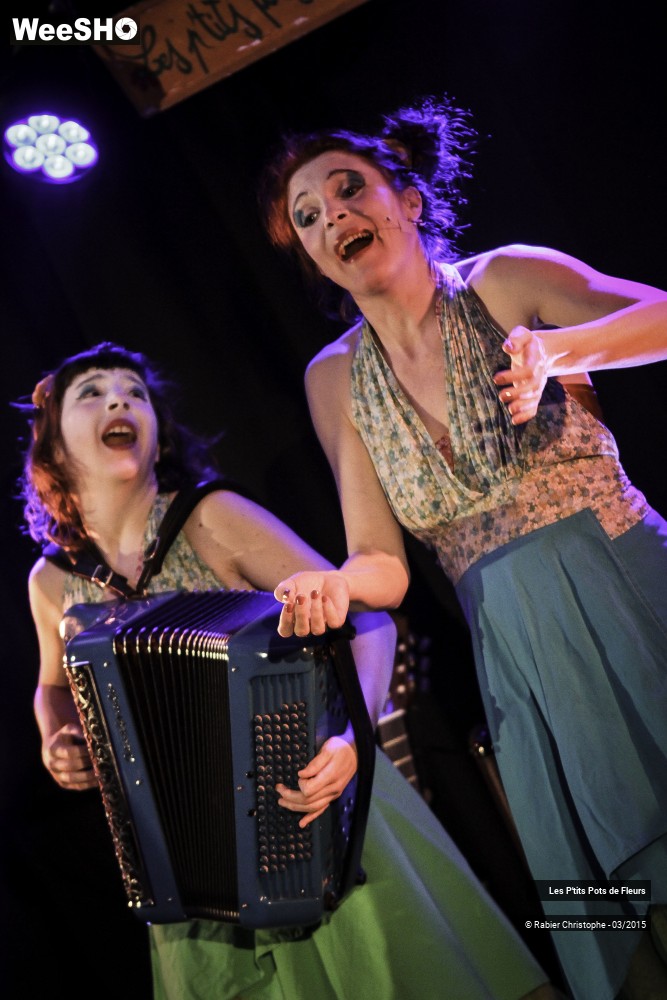 34/44 photos du spectacle Les P'tits Pots de Fleurs