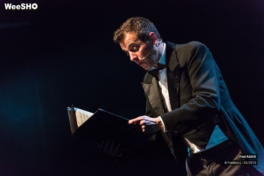 6/48 photos du spectacle Le Siffleur - Fred Radix