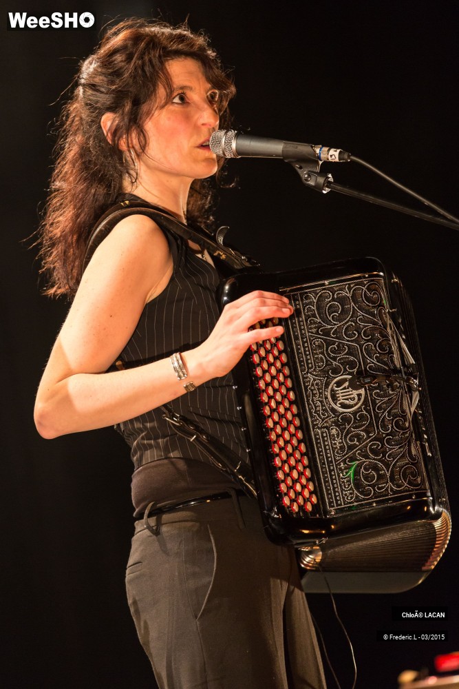 16/49 photos du spectacle Chloé Lacan