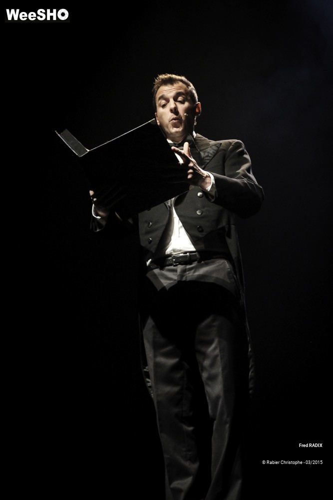 14/31 photos du spectacle Le Siffleur