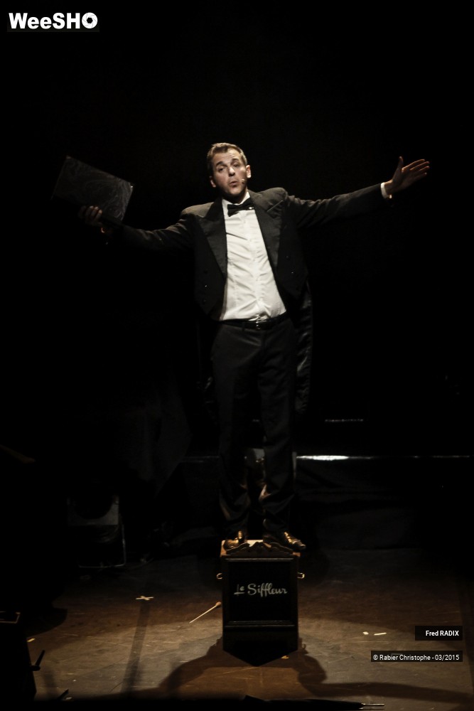 26/31 photos du spectacle Le Siffleur
