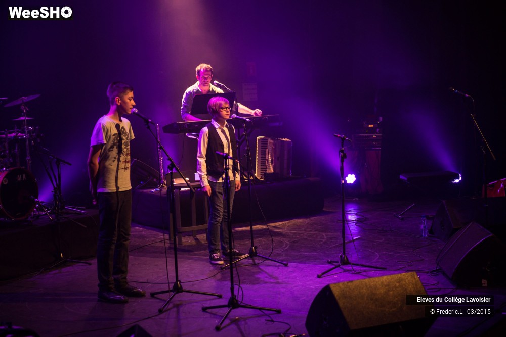 12/21 photos du spectacle L'autre Côté avec les éléves du collège Lavoisier