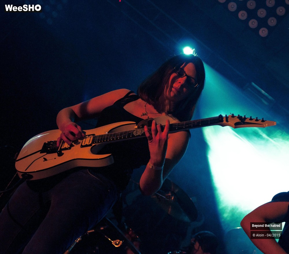 6/13 photos du spectacle Beyond the hatred