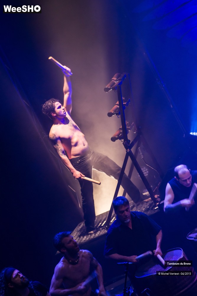 35/45 photos du spectacle Les tambours du Bronx