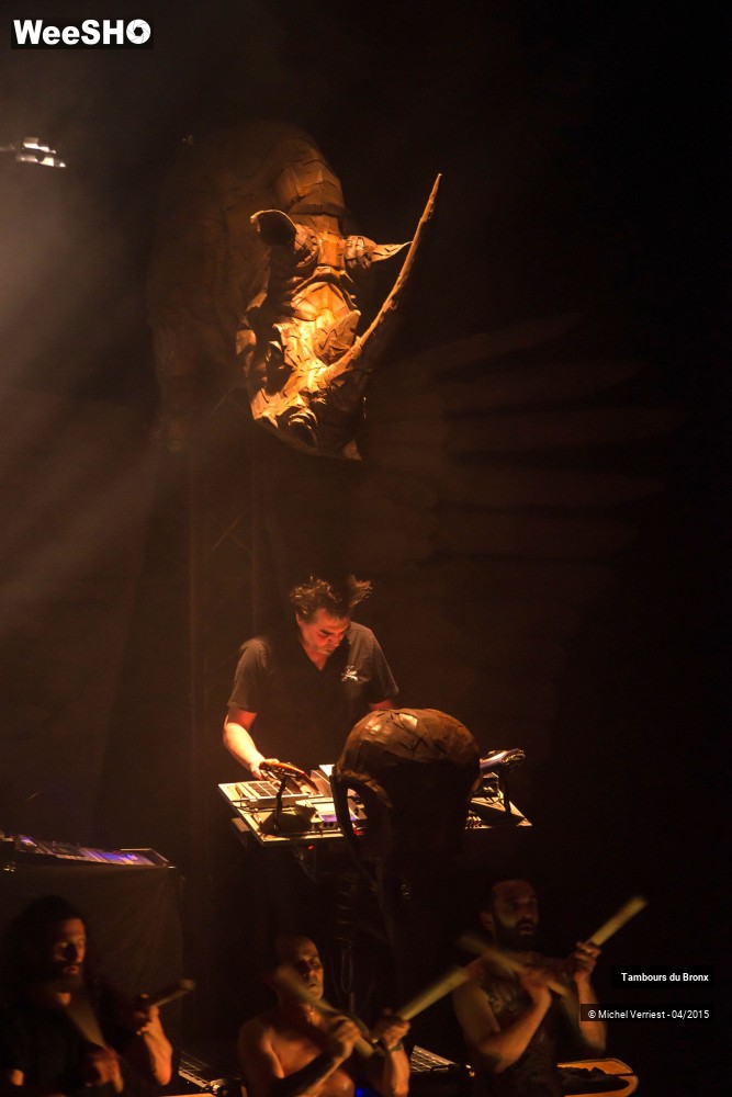 44/45 photos du spectacle Les tambours du Bronx