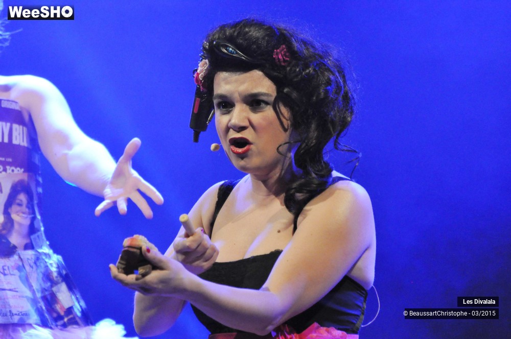 23/44 photos du spectacle Les Divalala