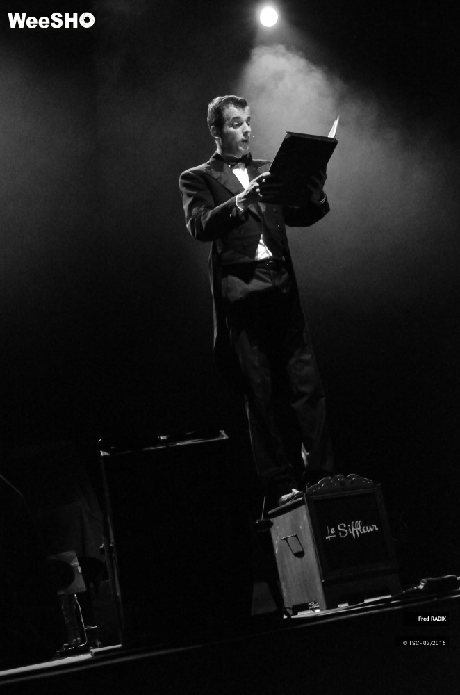 6/6 photos du spectacle Le Siffleur