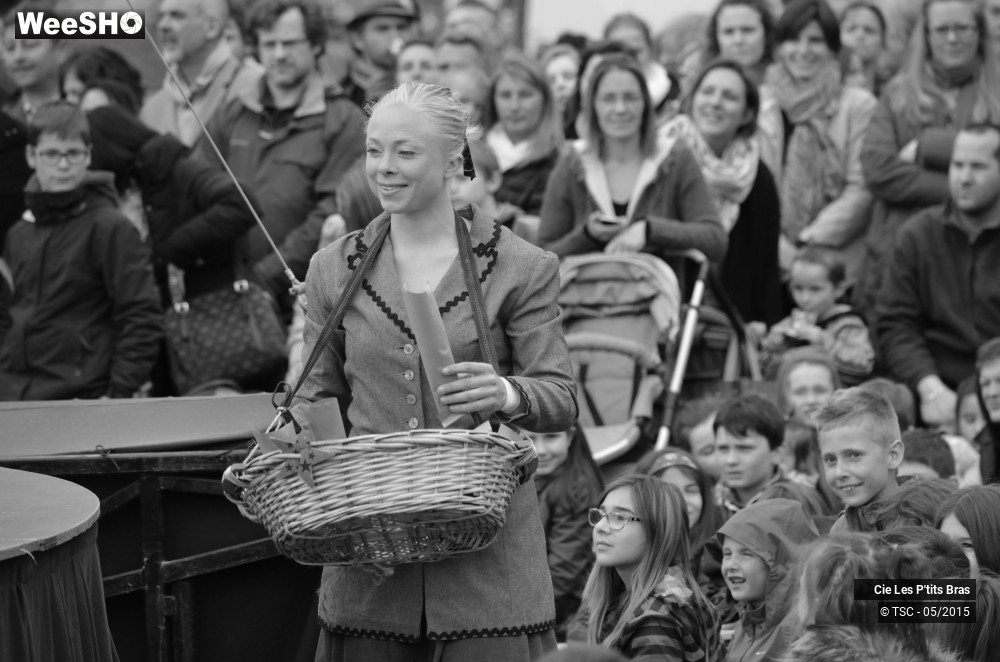 1/28 photos du spectacle L'odeur de la sciure