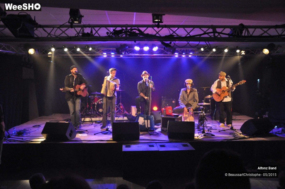 26/32 photos du spectacle Alfonz Band
