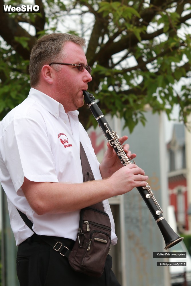 8/39 photos du spectacle Fanfares à Saint-Maurice