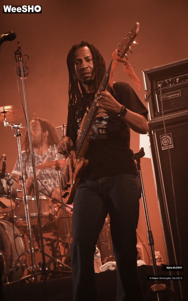 18/37 photos du spectacle Alpha Blondy