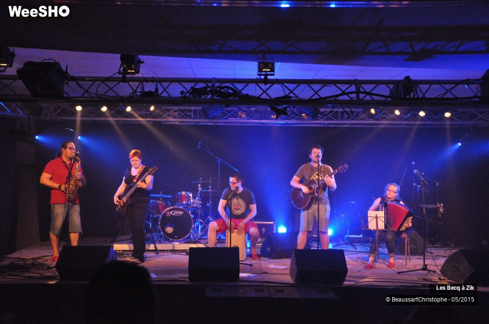 23/26 photos du spectacle Les Becq à Zik