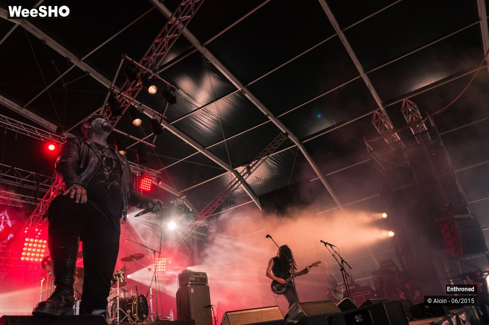 10/14 photos du spectacle Enthroned