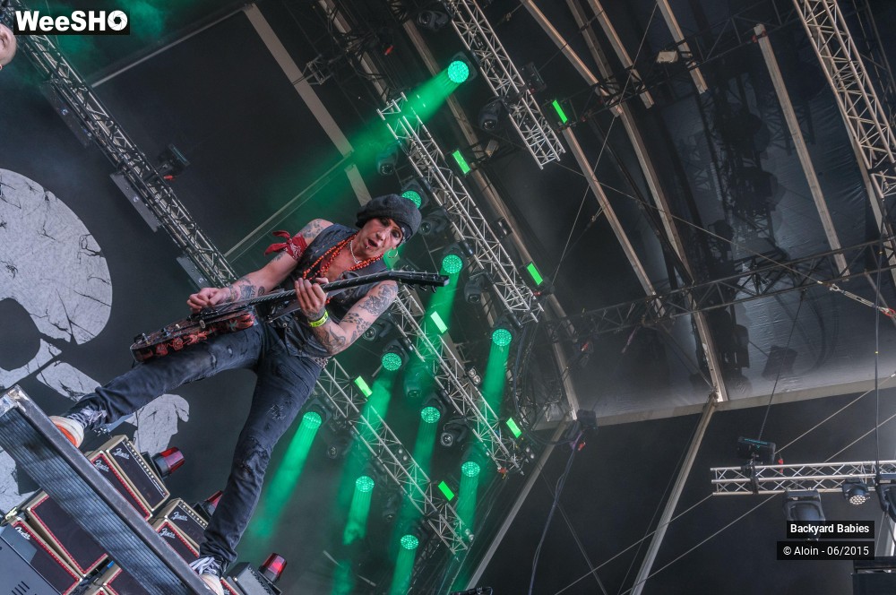 5/9 photos du spectacle Backyard Babies