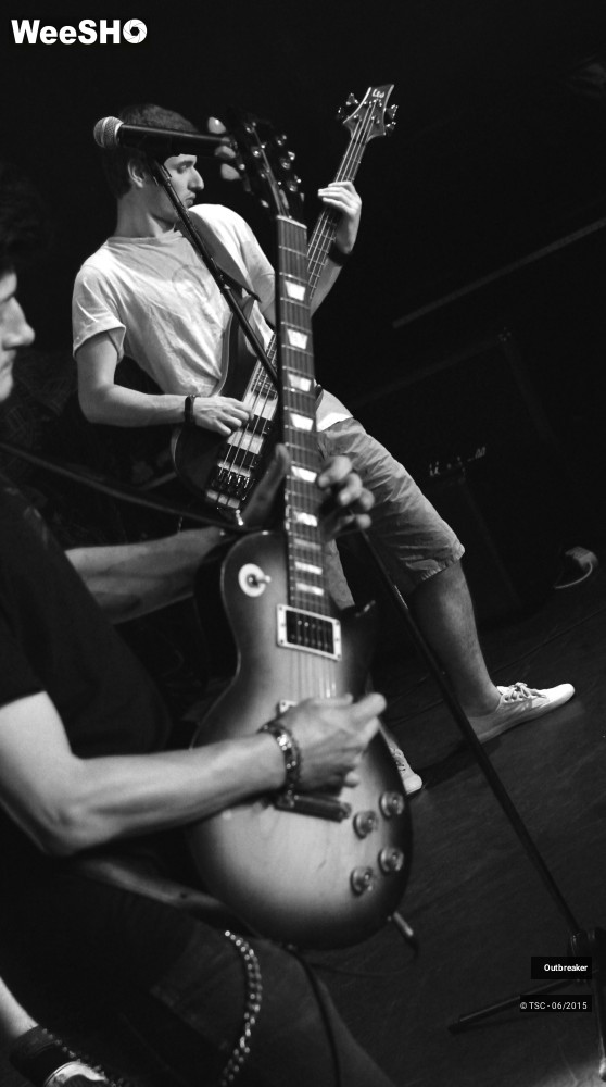 15/22 photos du spectacle Outbreaker