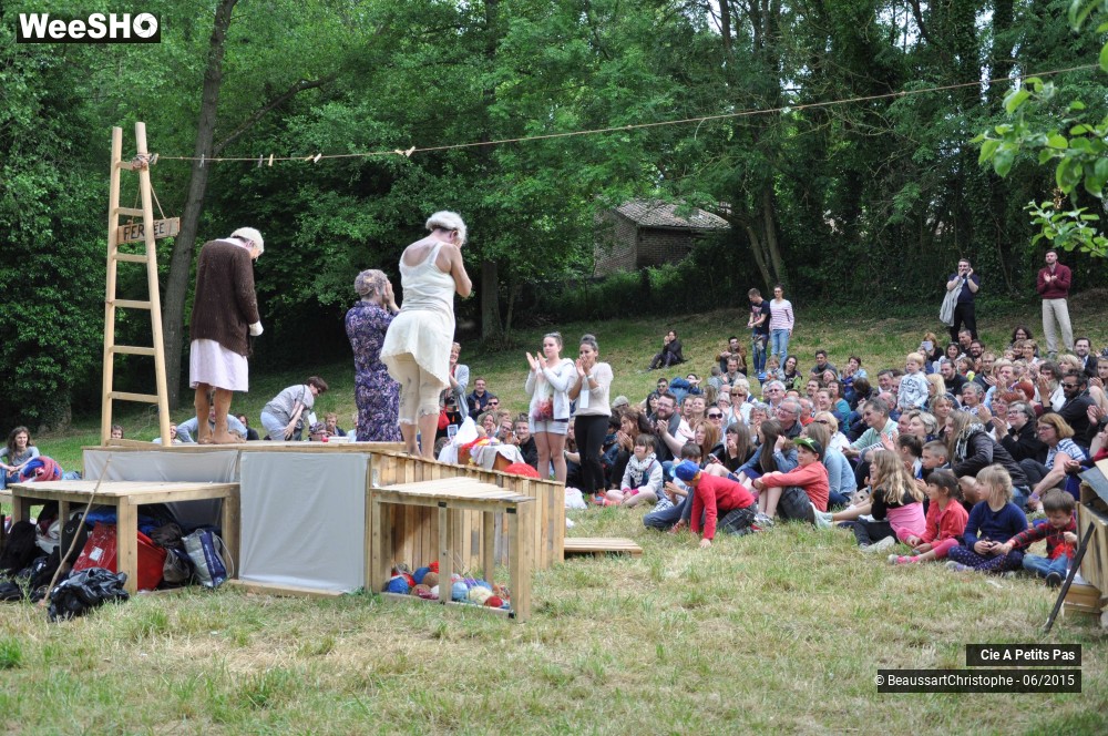 1/46 photos du spectacle Chairs vieilles