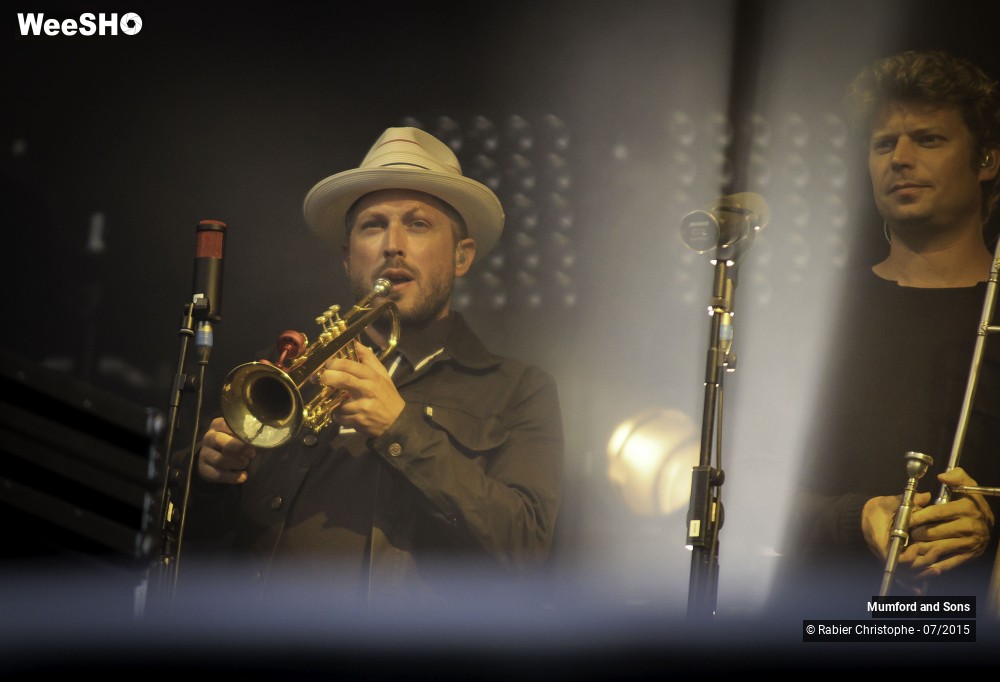 4/32 photos du spectacle Mumford and Sons