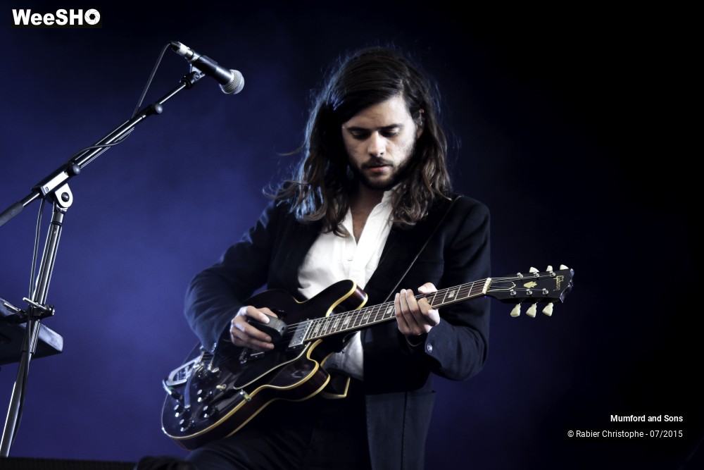 6/32 photos du spectacle Mumford and Sons