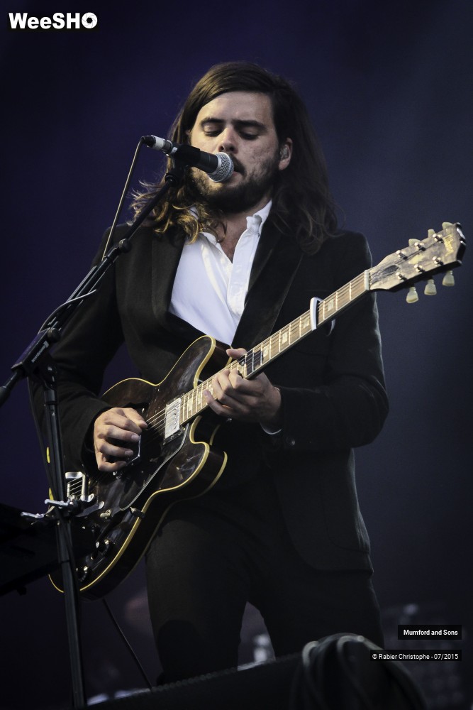 12/32 photos du spectacle Mumford and Sons