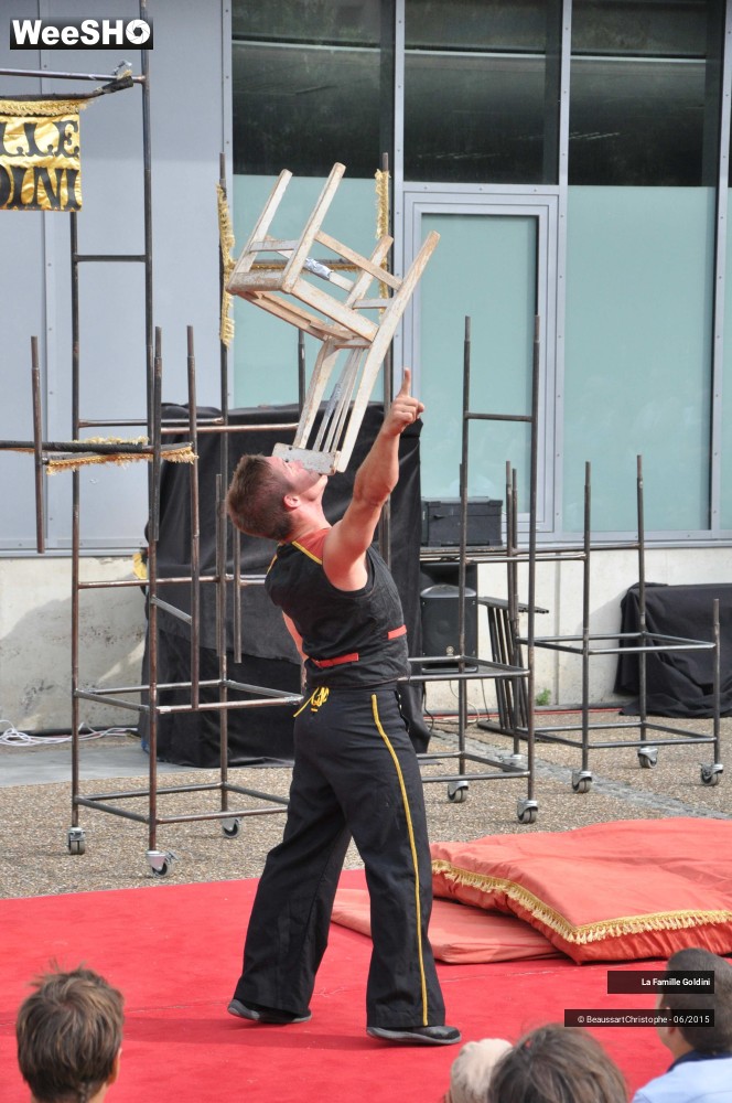 28/38 photos du spectacle Du plomb dans le gaz